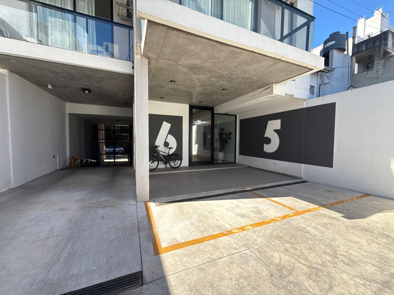 VENTA MONOAMBIENTE OPCIONAL COCHERA  PLAZA MITRE 