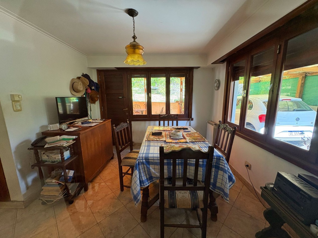 VENTA CASA EN SIERRA DE LOS PADRES CON PARQUE SOBRE ASFALTO