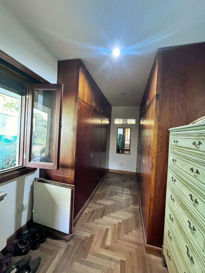 VENTA CASA EN SIERRA DE LOS PADRES CON PARQUE SOBRE ASFALTO