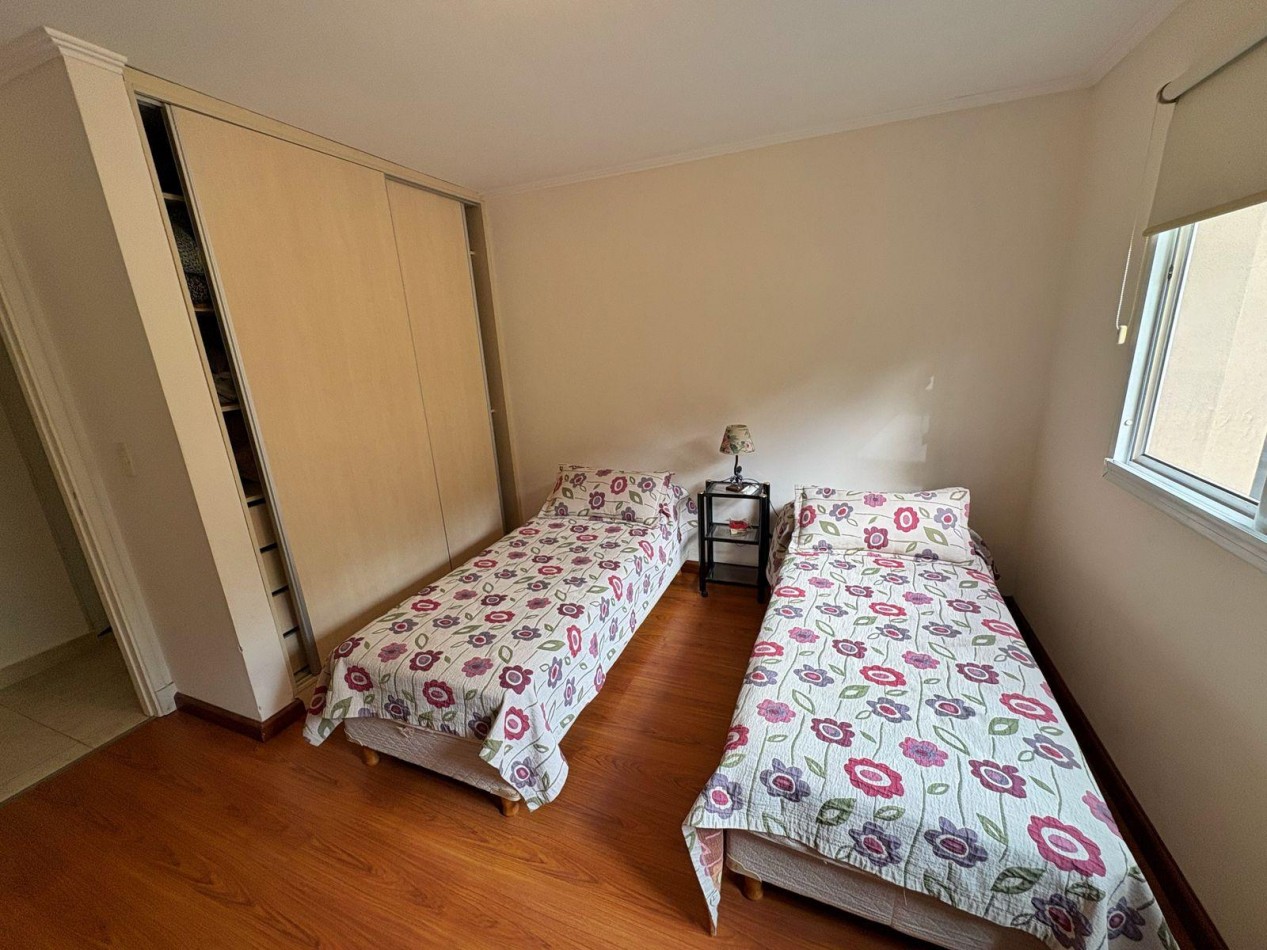 CASA  MODERNA DE 3 AMBIENTES CON PILETA EN SIERRA DE LOS PADRES 