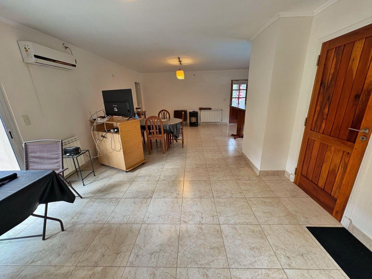 CASA  MODERNA DE 3 AMBIENTES CON PILETA EN SIERRA DE LOS PADRES 