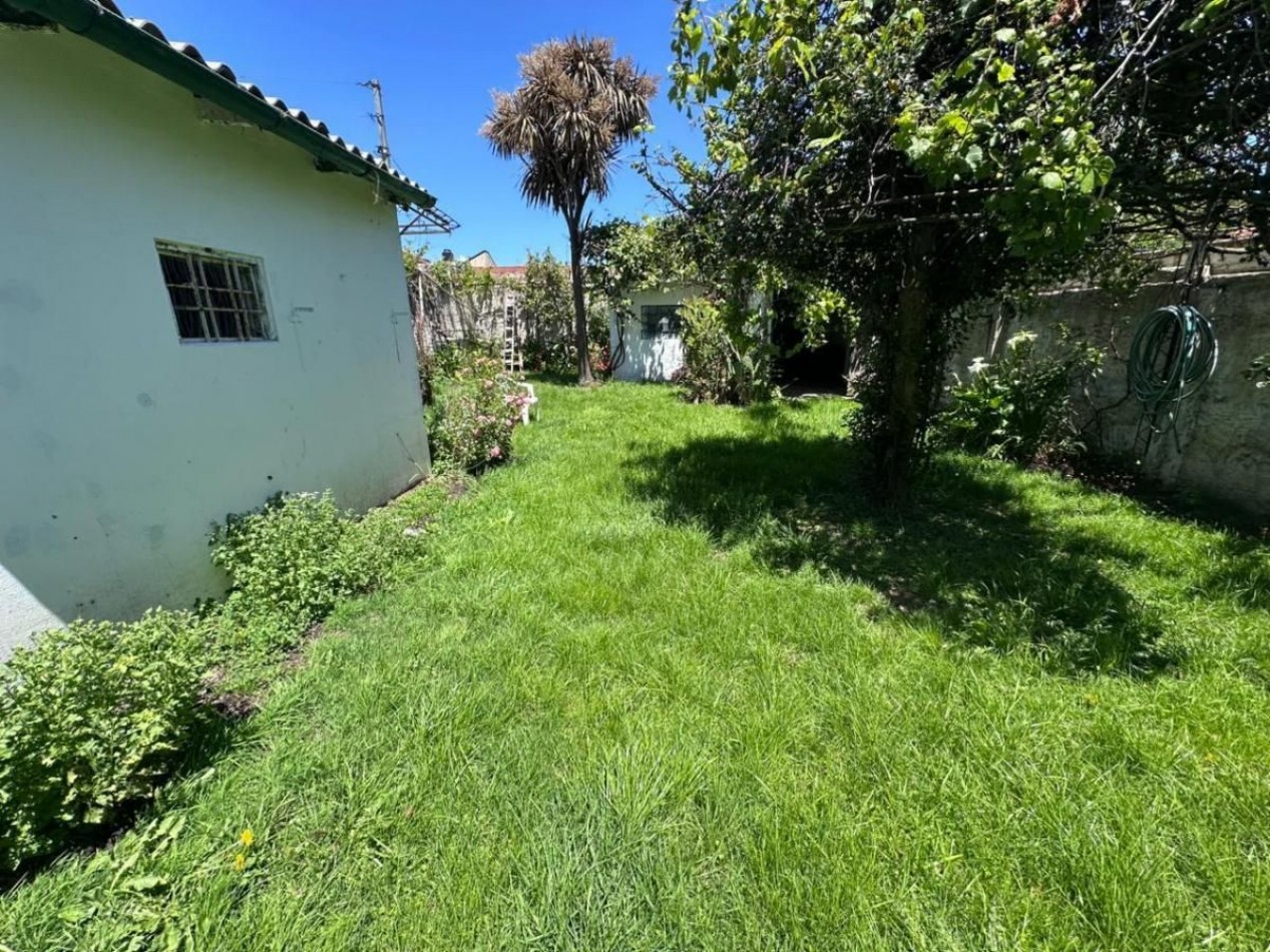 VENTA CHALET EN DOS PLANTAS CONSTITUCION APTO CREDITO 
