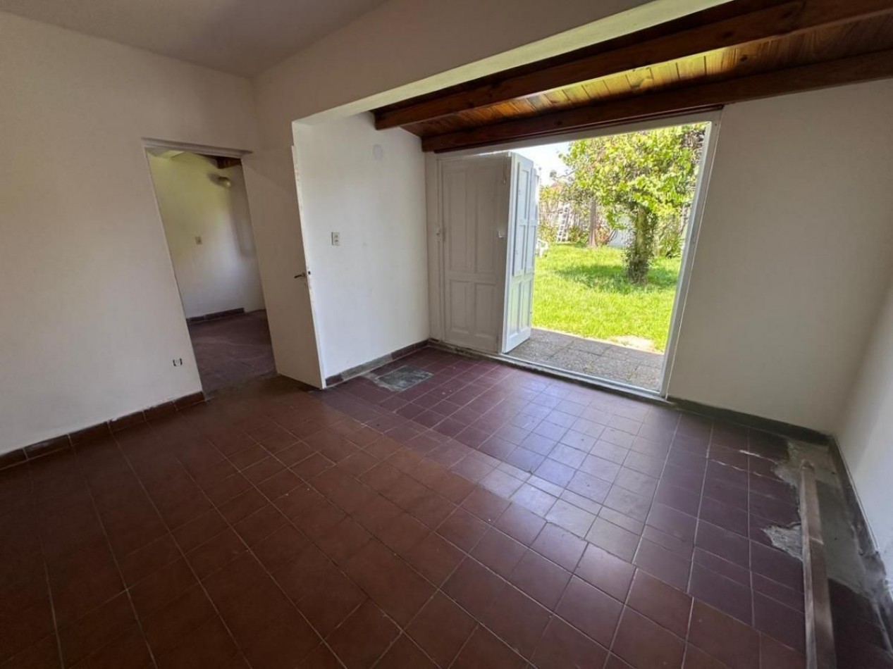 VENTA CHALET EN DOS PLANTAS CONSTITUCION APTO CREDITO 