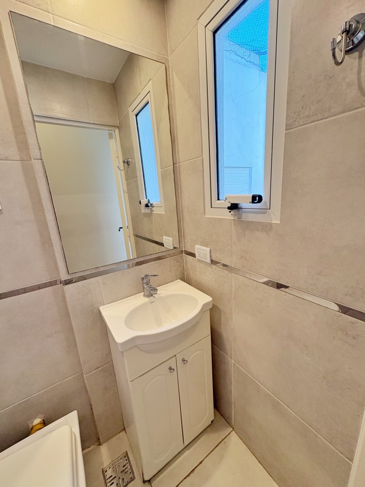 VENTA DEPARTAMENTO DE 1 AMBIENTE C/BALCON ZONA CENTRO