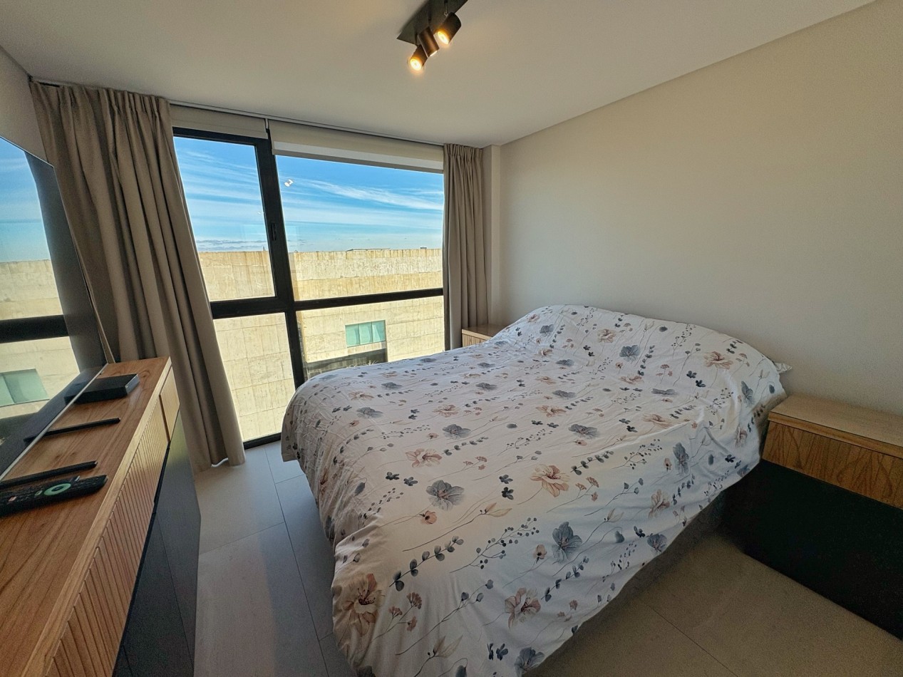ALQUILER DEPARTAMENTO DE CATEGORIA CON VISTA AL MAR 2 AMB CON COCHERA EN EDIFICIO MARINA BANUS
