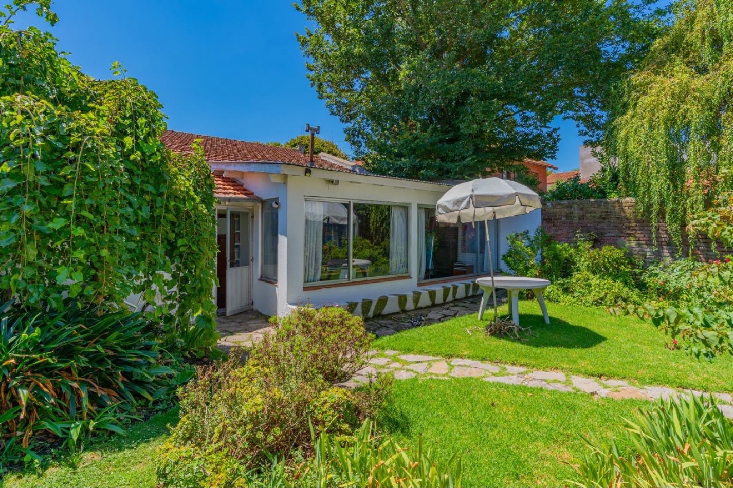 VENDEMOS CHALET EN LOMA DE STELLA MARIS 
