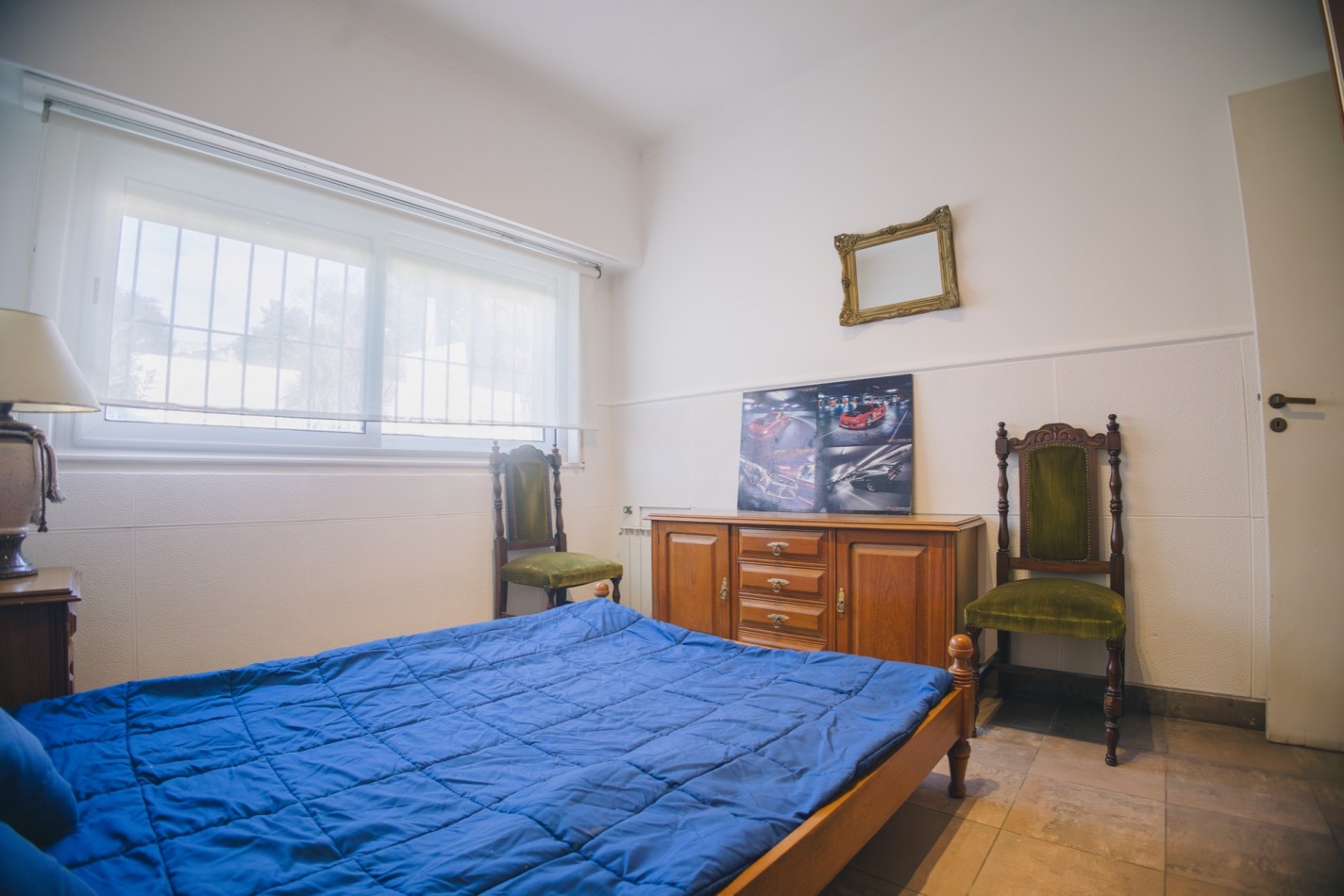 CASA CON DOBLE ACCESO Y SECTOR PROFESIONAL INDEPENDIENTE EN STELLA MARIS