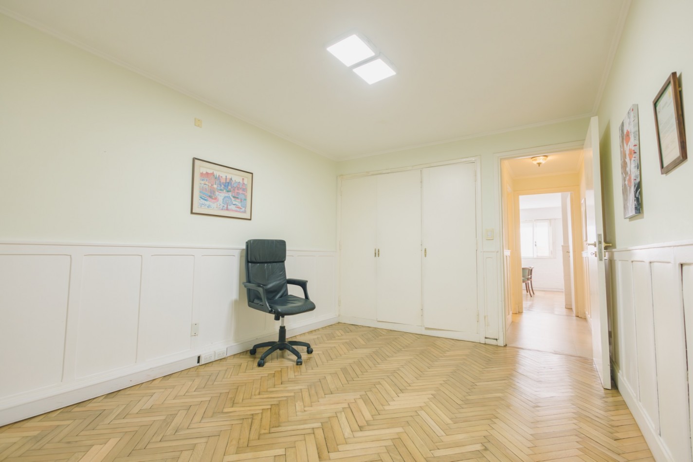 CASA CON DOBLE ACCESO Y SECTOR PROFESIONAL INDEPENDIENTE EN STELLA MARIS
