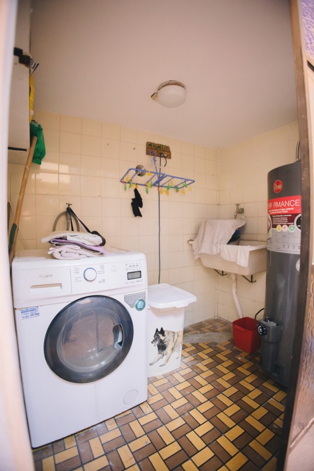 CASA CON DOBLE ACCESO Y SECTOR PROFESIONAL INDEPENDIENTE EN STELLA MARIS