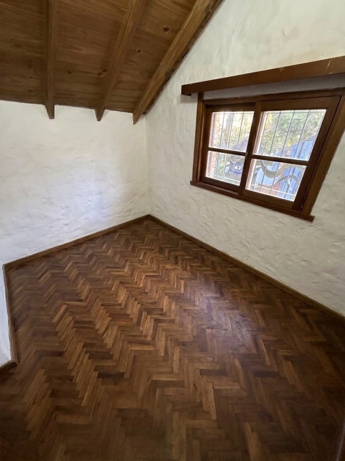 CHALET 4 AMB - BOSQUE PERALTA RAMOS - OPORTUNIDAD 