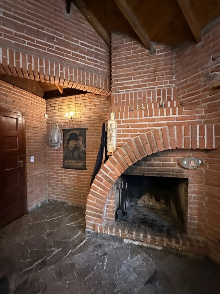 CHALET 4 AMB - BOSQUE PERALTA RAMOS - OPORTUNIDAD 
