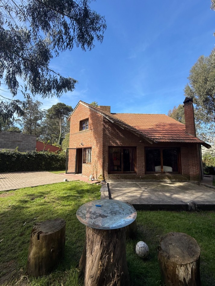 CHALET 4 AMB - BOSQUE PERALTA RAMOS - OPORTUNIDAD 