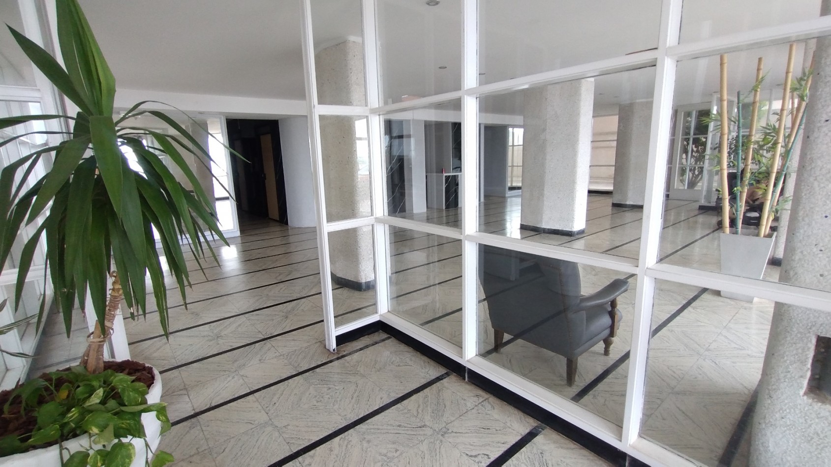 DEPARTAMENTO 2 AMB - A METROS DEL MAR - MIRAMAR 