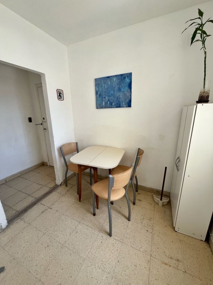 VENTA DEPARTAMENTO DE 3 AMB CON DEPENDENCIA 