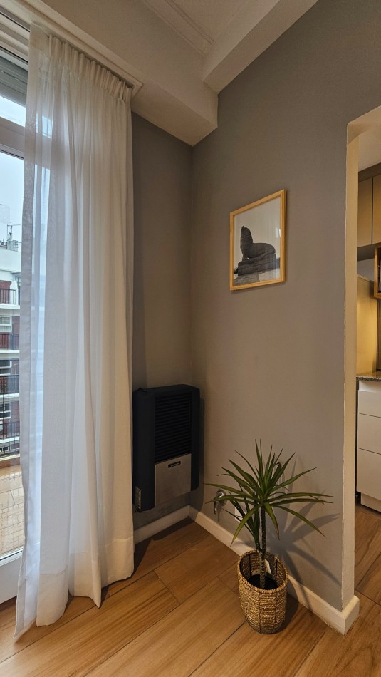 DEPARTAMENTO 1 AMB - RECICLADO A NUEVO - A LA CALLE CON BALCON TERRAZA 