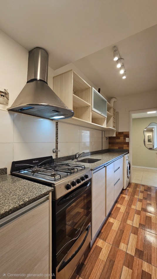 DEPARTAMENTO 3 AMB - BALCON A LA CALLE EN VEREDA DE SOL - ZONA PLAZA COLON 