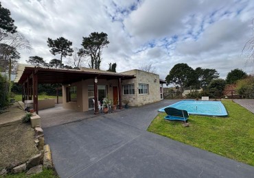 CASA  MODERNA DE 3 AMBIENTES CON PILETA EN SIERRA DE LOS PADRES 
